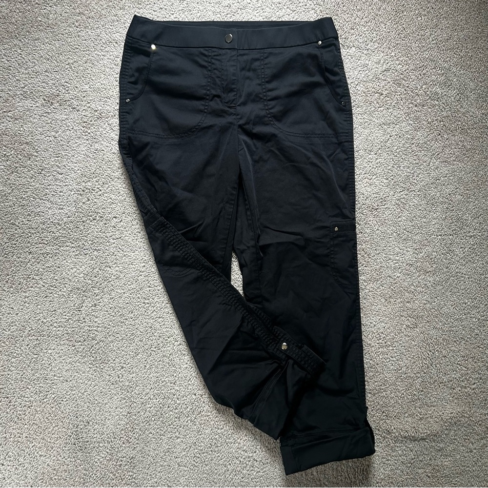 Chico’s Casual Button Cuff Crop Pants Size 0 US 4 Black Pockets Cargo